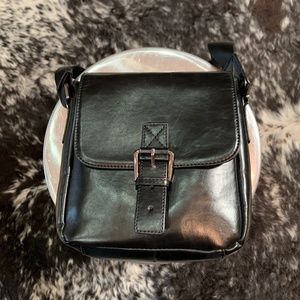 Zara Messenger Crossbody Bag with Buckle in Black